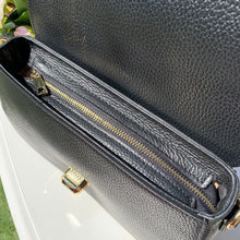 Carica l'immagine nel visualizzatore di Gallery, KIRA