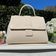 Carica l'immagine nel visualizzatore di Gallery, MALINDY