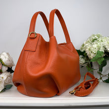 Carica l'immagine nel visualizzatore di Gallery, IVONNE