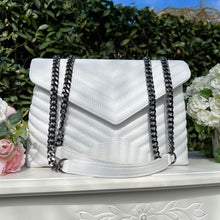 Cargar imagen en el visor de la galería, CHANTAL