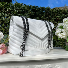 Cargar imagen en el visor de la galería, CHANTAL