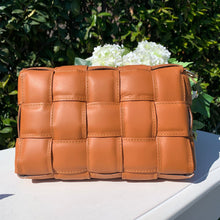 Lade das Bild in den Galerie-Viewer, Christelle