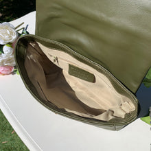 Load image into Gallery viewer, PENELOPE
